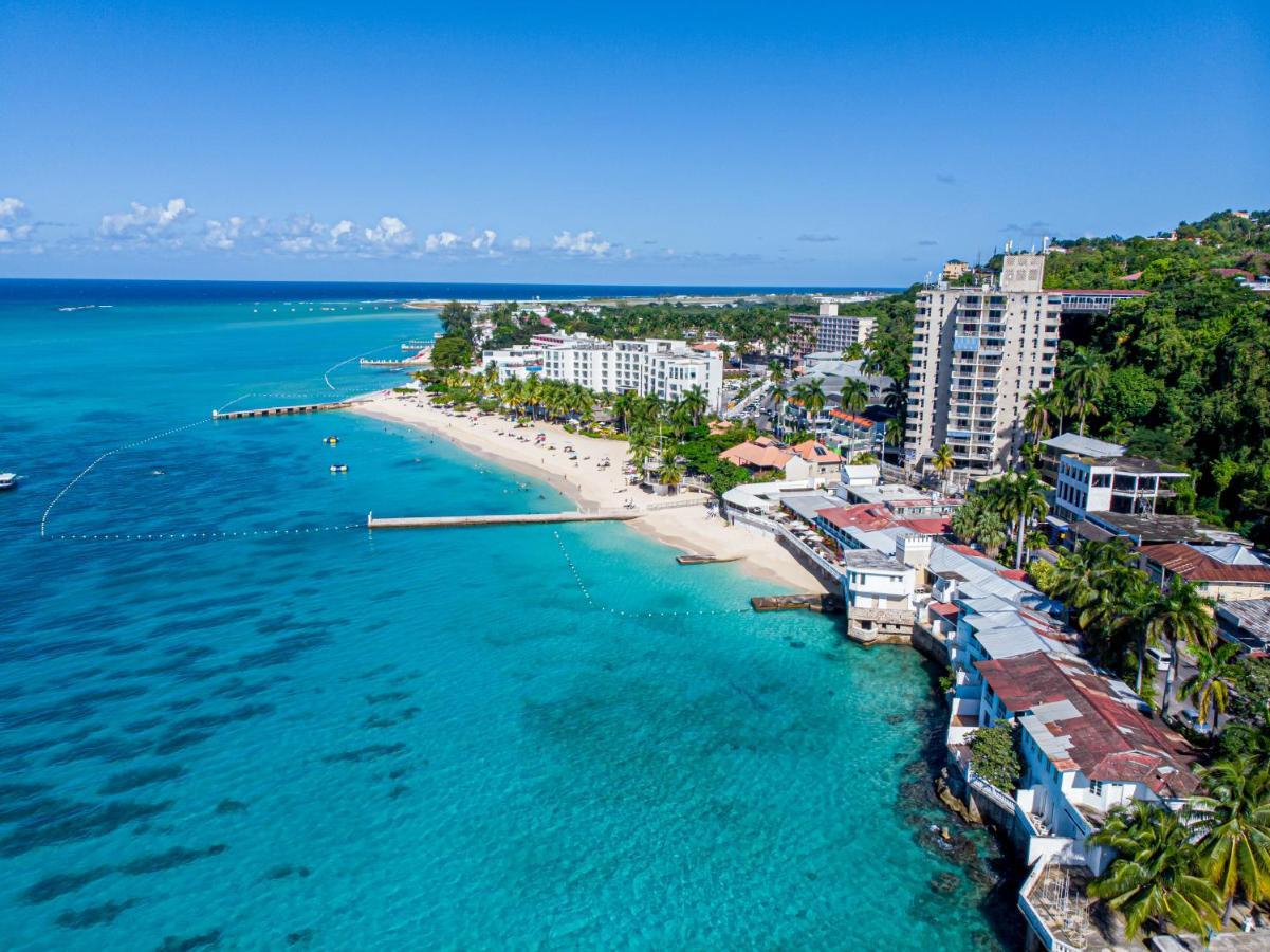 Welcome To Stunning Ocean Views At Studio 503 Montego Bay Kültér fotó